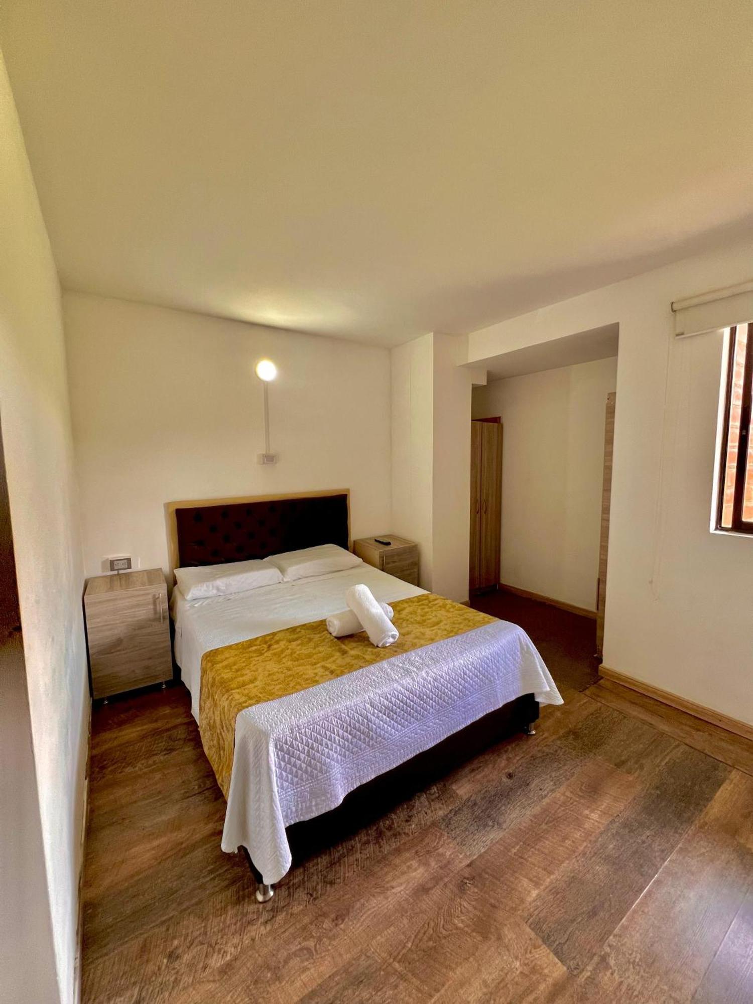 Hotel Torre Primavera メデジン エクステリア 写真